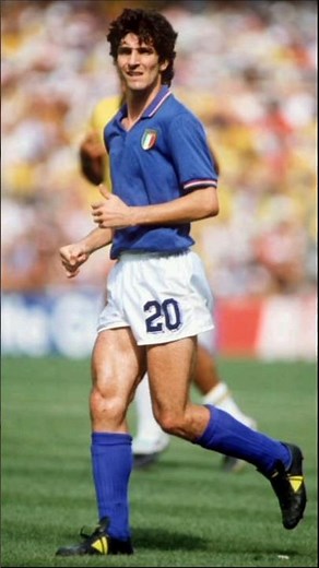 PAOLO ROSSI 🇮🇹 – GOAL VS BRAZIL 🇧🇷 (1982)