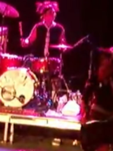 Mindless Self Indulgence playing