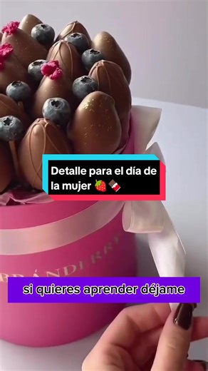 Arreglo de fresas con chocolate para el Día de la Mujer