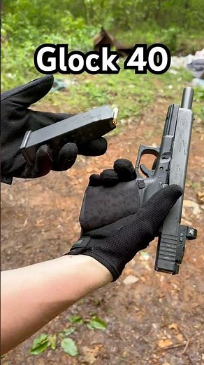 Glock 40 aka the problem solver #10mm #switch #mustwatch #subscribe #trending #viral #guns #blowup