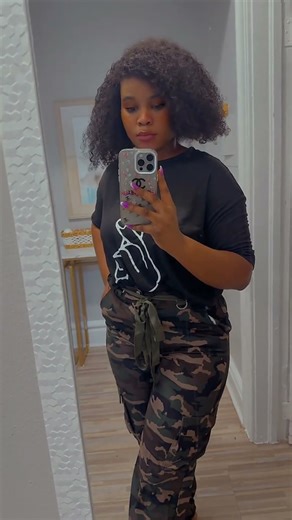 Stylish Outfit Mirror Selfie#outfitinspiration #mirrorselfie #fashionstyle #cargopants