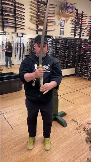 cutting with the Cloudhammer Efu Tachi