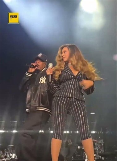 JAY-Z brings out Beyoncé at the 30 Anniversary “Reasonable Doubt” show 🎤