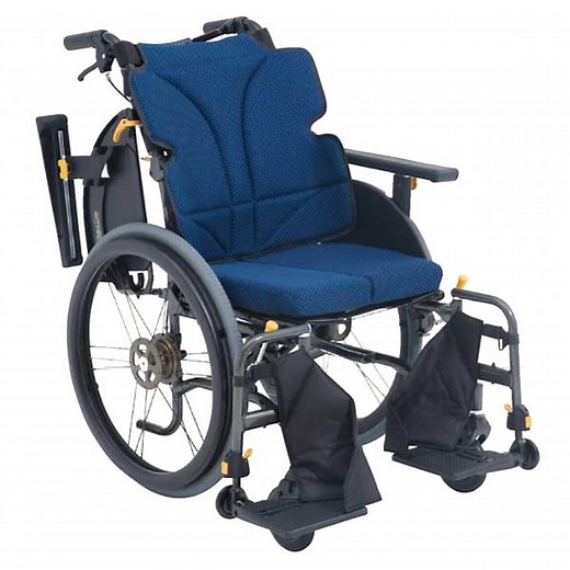 【松永製作所】グレイスコア・アジャスト GRC-51B 多機能 セミモジュール自走式車椅子 [自走介助兼用] 《非課税》