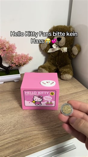 Hello Kitty Fans Unite: No Hate Allowed!