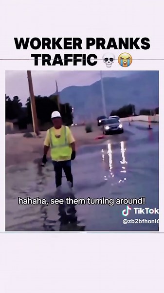 6 Desember 25 Aceh Tamiang 🥀Gak kebayang ini ketinggian banjirnya setinggi apa mobil mobil bisa ke angkat seperti ini dan Rumah rata sama tanah , Mencekam‼️