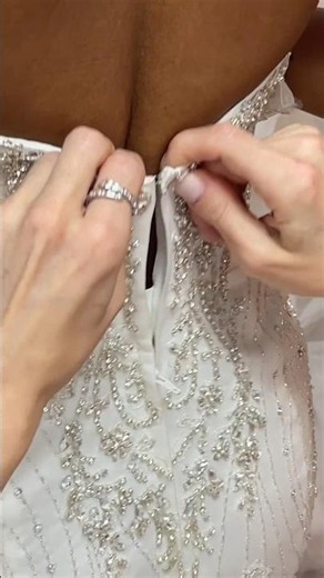 How to get a bride ready for her wedding day✨🤍 #tiktok #wedding #fyp #viral #trending#foryou#shorts