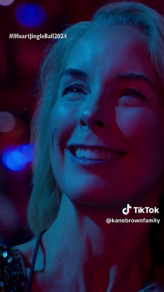 A moment of appreciation for @Kane Brown’s #JingleBall performance from last year 🎄