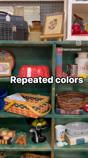 69K views · 560 reactions | Spotted this fantastic booth out shopping! #boothtips #antiqueboothdisplay | Melanie Alexander Lost & Found | Facebook