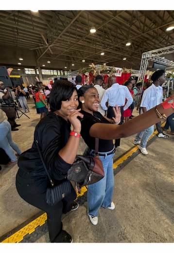 ❗️HAÏTI À DÉGUSTER ❗️ Je me suis beaucoup amusé 😍 #haitiadeguster #haiti #zuzugirl #fyp #pourtoi Pou Aplikasyon Ding @Ding lan , itilize pwomo Kòd mwen « ZUZU » pou 50% off 🤭