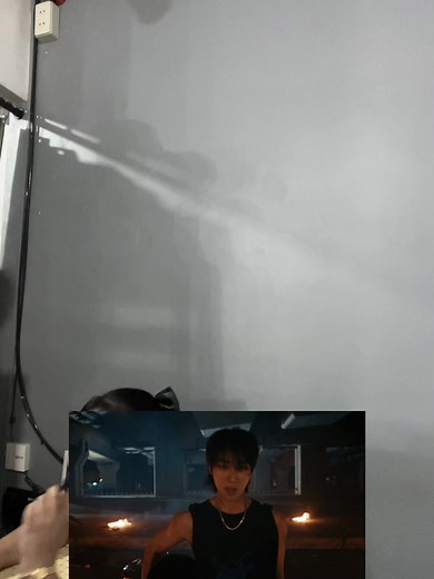 LOVE MONEY FAME REACTION VID (minwon ver.) @babi.. #seventeen #fyp #sebong #minwon #mingyu #wonwoo #svt #carat #mv #reaction #kpop.