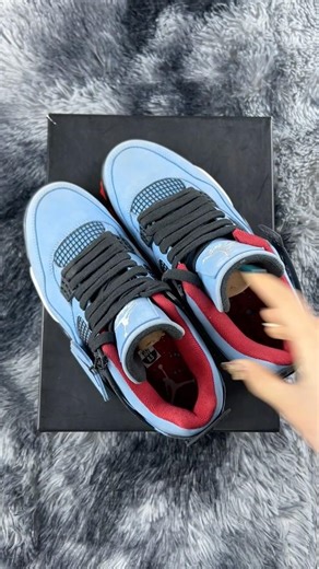 #sneakers #air #shoes #nikeaj1 #nike #tonysneakers #nike #tonysneakers #unboxing #sneakerhead