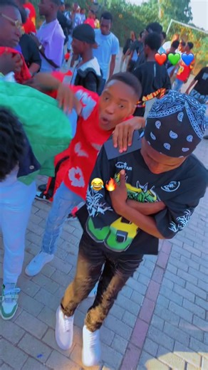 Vibe😂🔥#boss_bap💀🔥 #tcrazy_stepp #milyonèengoudla #stepper #amazing @🌴𝒜ᵐᵃᶻⁱⁿᵍ🐍 𝐭ʸ𝓅ℯ!!🦍𝐘ⁿʷ🧡 @$tepper Gang🧃🇺🇸