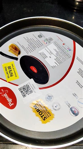 Easy Trick to Remove Stickers from New Cooker |Pan🍳| Vessels #shorts #tricks #easy#simple #trending