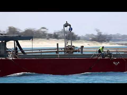 Traffic At The Gold Coast Seaway 9th December 2017