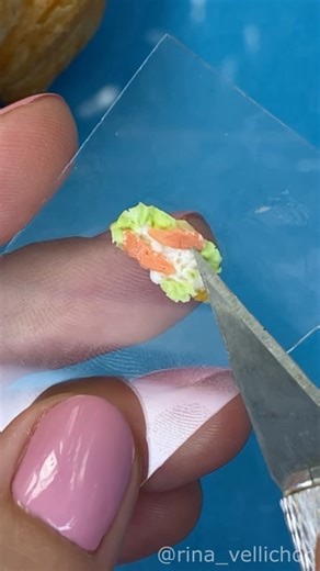 DIY Miniature croissant with salmon and cucumber from polymer clay🥐🐟 #dollhouse