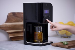 How To Infuse Olive Oils | LĒVO - LEVO Oil Infusion, Inc.