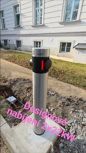 Hotovo. Designová nabíječka 2×22 kW. #elektromobil #nabijeni #wallbox #birde #evcharging