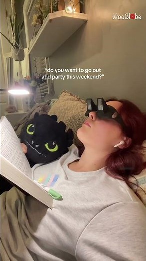 Reading Struggle Solved: Lazy Glasses for Bedtime Readers || WooGlobe