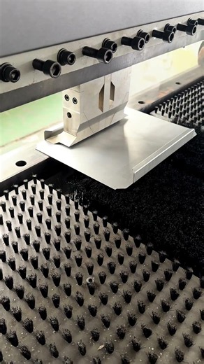 Alright, let's see how easy our operation is #bending #machine #factory #cncsoftware #automotive