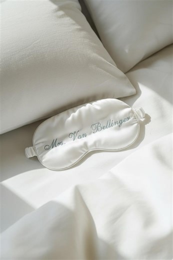 Sleep Mask Bride to Be Engagement Unique Gift Best Friend Bridal Shower Future Mrs Silk Eye Mask Name Bulk Bridal Party Favor Bachelorette - Etsy
