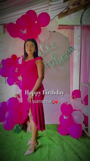 Feliz cumpleaños a la mejor tía — mensaje emotivo y cariño