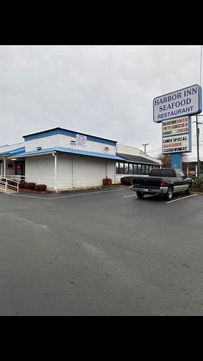 Harbor Inn Seafood: Unforgettable Dining Experience