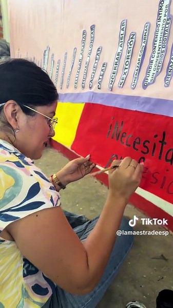 El Violentómetro nos ayuda a identificar conductas que muchas veces se minimizan. Desde las más sutiles hasta las más graves. Reconocerlas es el primer paso para no normalizarlas.👀💬 #Prevención #EducaciónConConciencia #Violentómetro #VidaDocente #8M