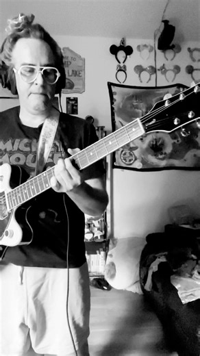 Both riffs from “Adam’s Song” Learn your fav songs with online private guitar or bass instruction!