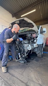 Today we removed the engine from a Ford transit custom, the old engine had covered 234k before it decided to give up! Next job is to swap all the ancillaries over alternator, starter motor,gearbox,hoses,injectors the list goes on ! | Dean Griffin motor services
