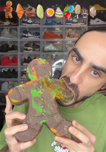Dubai Chocolate Gingerbread Man ASMR Experience