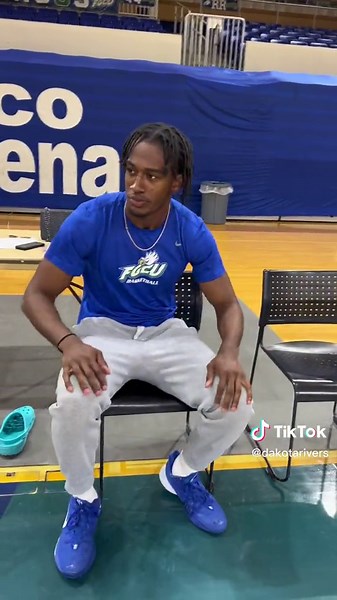 14-Year-Old Basketball Player Memes | Dakota Rivers