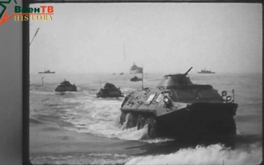 前苏联BTR-60轮式装甲输送车