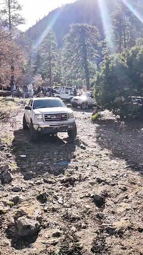 🚧under construction 🚧😈😈😈 #todoterreno4x4 #gentedelsanti #viraltiktok #offroadoutlaws #nopasanada