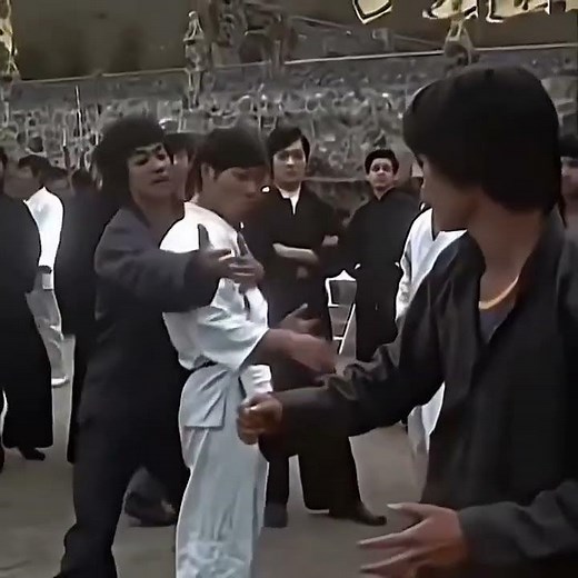 Enter the dragon behind the scene.#brucelee #sora #kungfu #wingchun