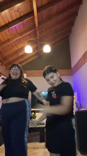 El segundo intento tampoco salió 🤣 @mia 🍒 te amoooooo #martinaymia #baile #trend @Martinaymia2