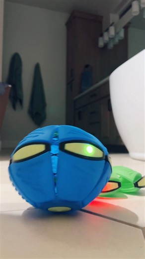 Watch Light up ball review on Amazon Live