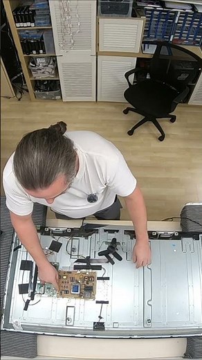 Wirf deinen alten Fernseher NICHT weg! 🛠️