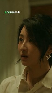 Her husband might've come in at the wrong time.😰 #iQIYIOriginal #cdrama #仿生人间 #TheBionicLife #宋威龙 #SongWeilong #吕星辰 #LvXingchen #宋宁峰 #SongNingfeng | iQIYI