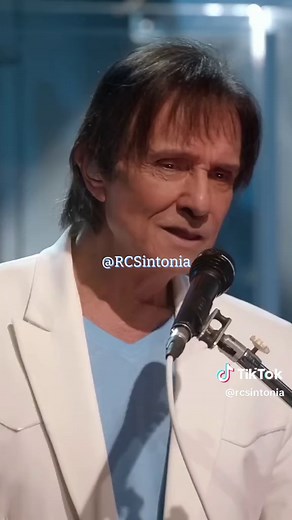 Roberto Carlos - Emoções (Ao Vivo)