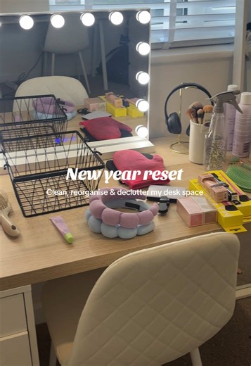 Skincare and Makeup Declutter: New Year Reset Guide