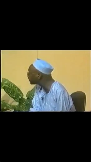 Dr. Bala Usman kenan lokacin da yake fira da NTA shekara 26 da suka wuce, akan mahimmancin Physics, Mathematics, History, Geography, Biology da sauran su. Ya magantu akan halin ko in kula da ake nuna ma malaman makaranta da kuma hanyar da za'a bi domin gyara. "Idan har kana tunanin Medicine, Pharmacy, Law, Accounting ko Engineering sunfi History, Geography, Mathematics, Physics ko Languages toh tabbas baka fahimci ilimi da mahimmanci shi ba a cikin al'umma." Babu wani Subject ko Course da baya b