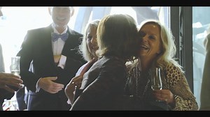 1.2K views · 136 reactions | Vídeo oficial do evento James Bond til Oslo, celebrando James Bond na capital da Noruega. A noite de gala contou com a presença ilustre das Bond Girls Serena Scott Thomas (TWINE), Caroline Munro (TSWLM), Martine Beswick (FRWL e TB) e Maryam D'Abo (TLD), fãs de várias partes do mundo, e é claro, do James Bond em pessoa, George Lazenby. | James Bond Brasil | Facebook