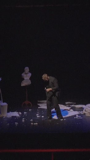 @vilamagica.bcn #mago #magia #magic #magician #illusionist #truco #trick #art#contemporary #contemporaryart #origami #papiroflèxia #paper #papel | Vadim Gordeev