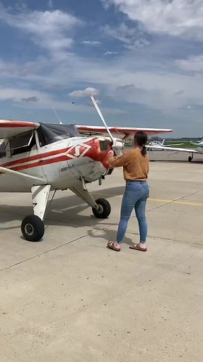 Starting up the Luscombe 8A #handprop #luscombe #aviation #pilot #fly #prop #start #luscombe8a #tailwheel #airplane #flight #learntofly #taildragger #pilotlife #tailwheelpilot #northdakota
