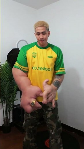 Spin move #trending #funny #dancechallege #viral #motivation #ootdguide #hellboygaming #motivation