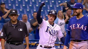 Robertson's RBI double to left