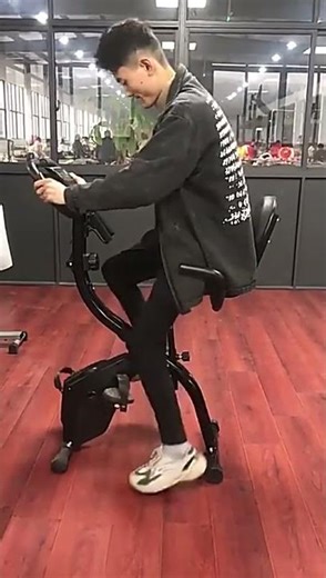 Foldable Exercise Bike – 8 Resistance Levels, Heart Rate Sensors & LCD for Home Fitness Training