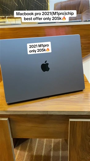 MacBook Pro 2021 M1 Pro: 16GB RAM, 512GB SSD