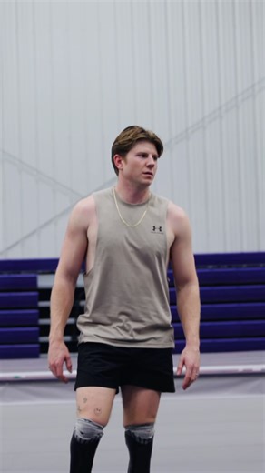 Hunter Woodhall on Instagram: "🦍 🦍🦍"
